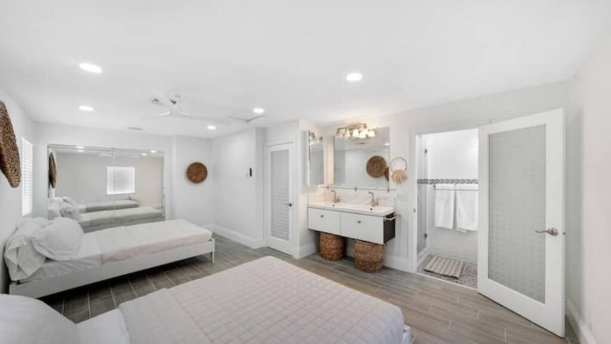 Delray Beach House | Home in Delray Beach · ★New · 2 bedrooms · 5 beds · 2 baths