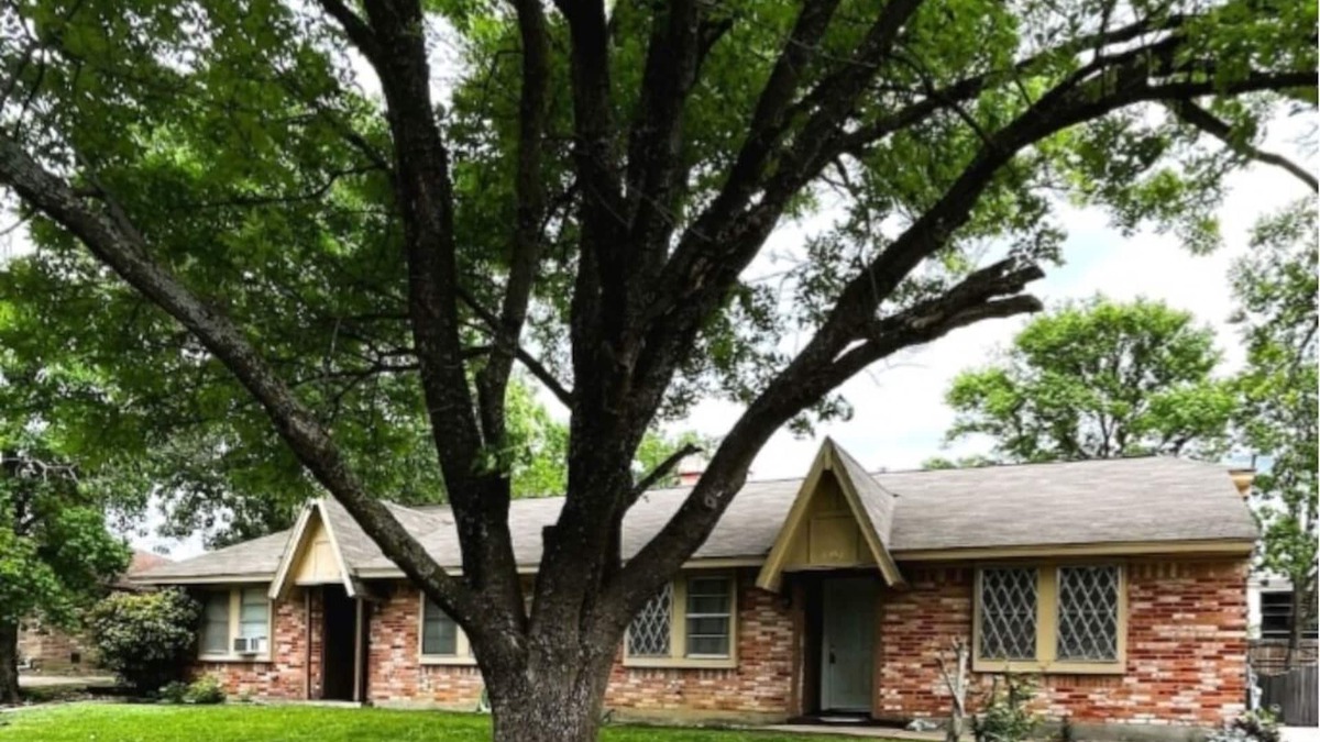 Fort Worth House | Home in Fort Worth Close to Stockyards