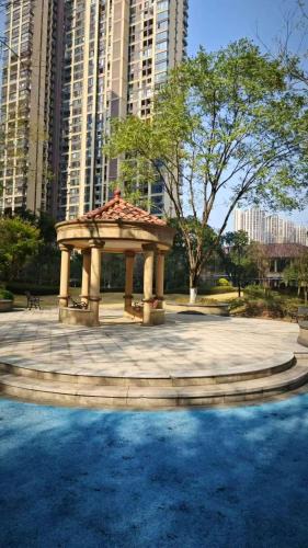Guilin City Centre Apartment | Home in Guilin, by Luhu Lake, recent scenes near airport