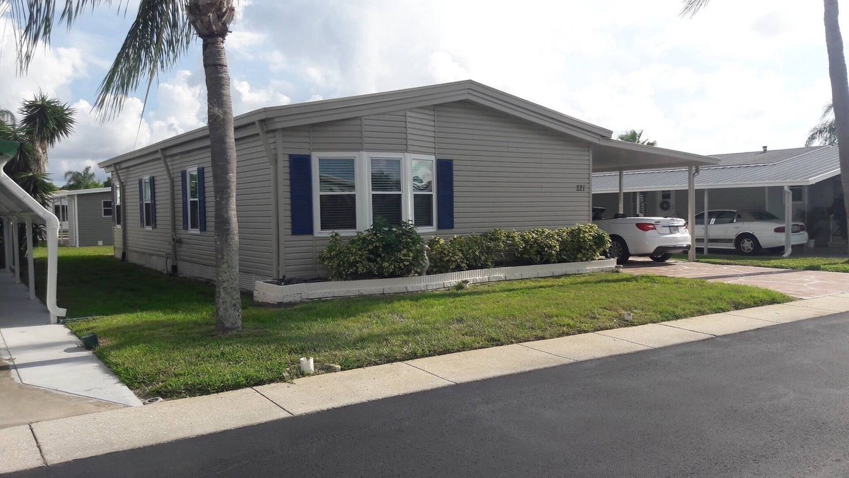 Tarpon Springs House | Home in Tarpon Springs