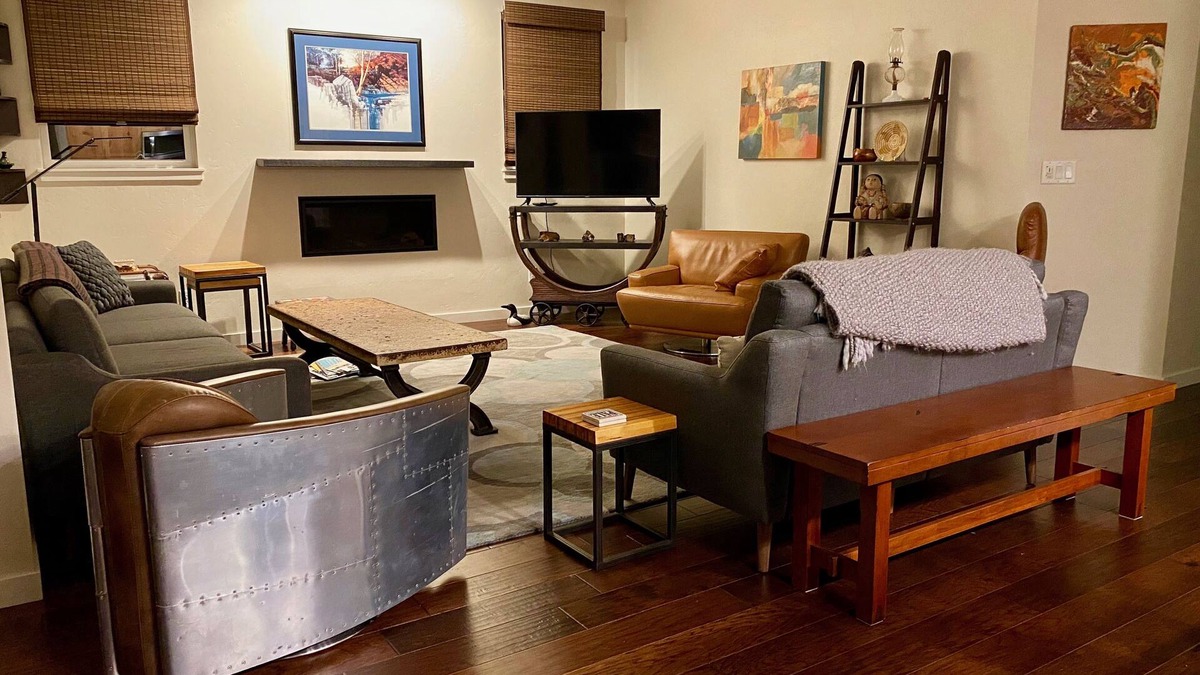Hermosa House | Home in the Beautiful Animas River Valley near Durango Hot Springs built in 2018