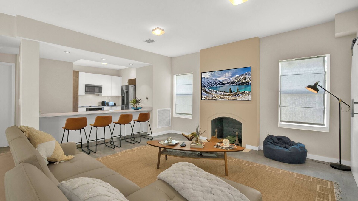 The Roads House | Home LifeStyle MiaminDowntown and Miami Beach