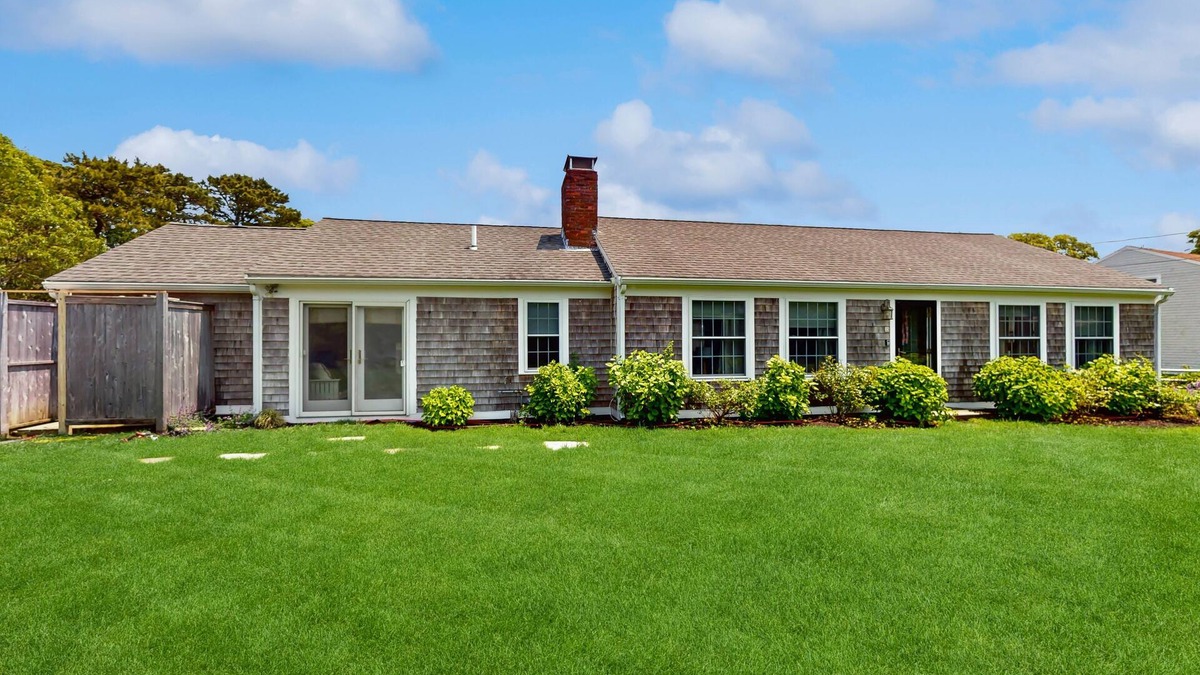 South Chatham House | Home near beach & tennis/basketball court with firepit, grill, & patio
