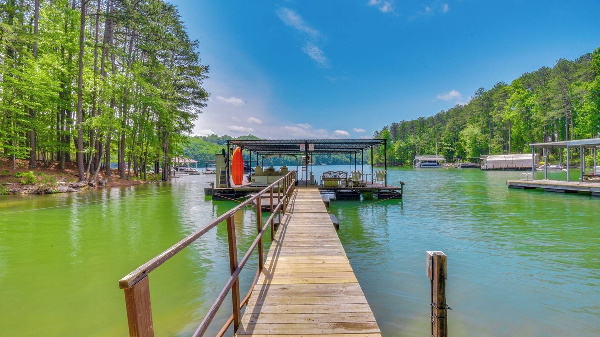 Gainesville House | Home on Lake Lanier w/Dock & Water Views
