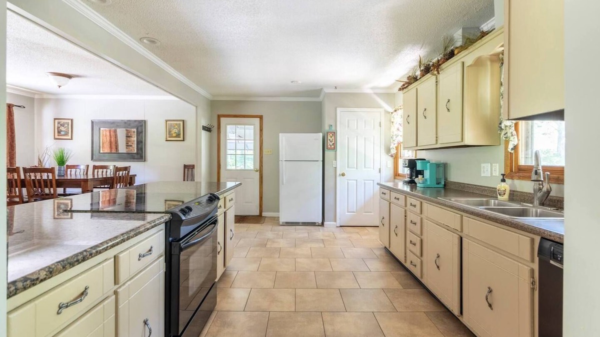 Farmington House | Home on the Hill, nestled in the woods