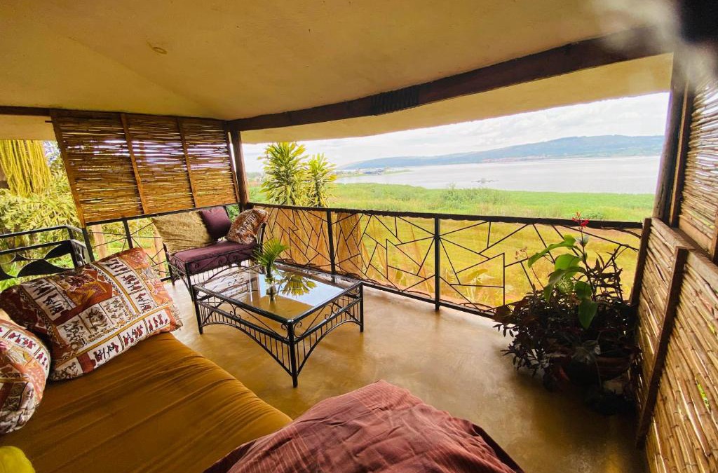 Jinja House | Home On The Nile Ernest Hemingway Suite