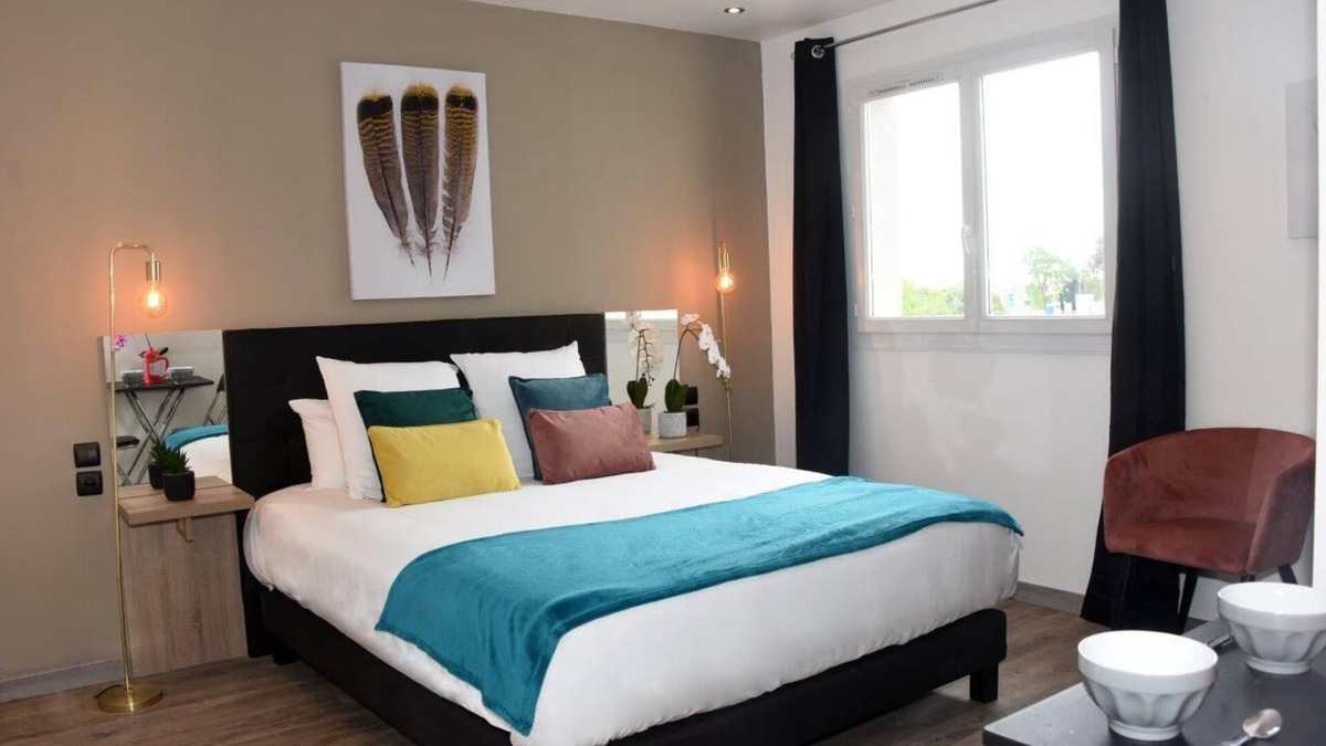 Langon Apartment | HOME PLACE