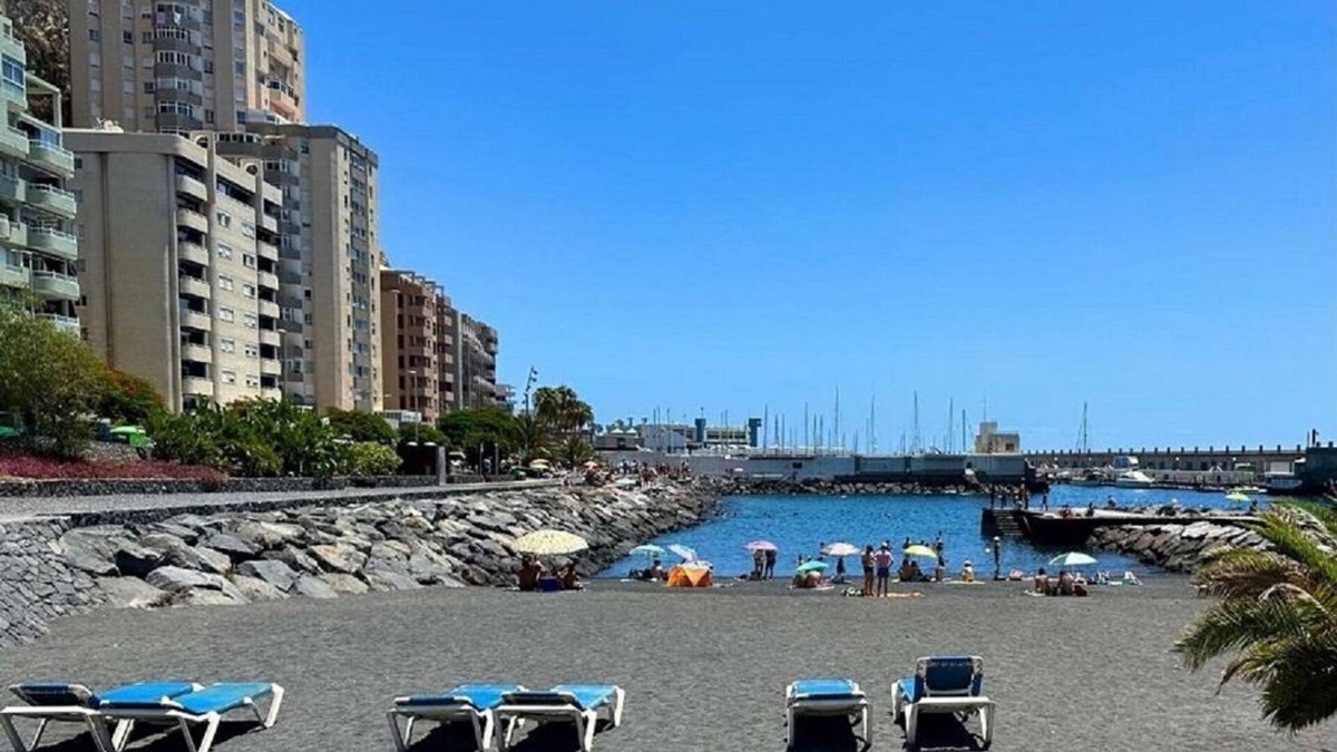 Almaraz Condo | Home Radazul sea View Apartament & Wifi Free