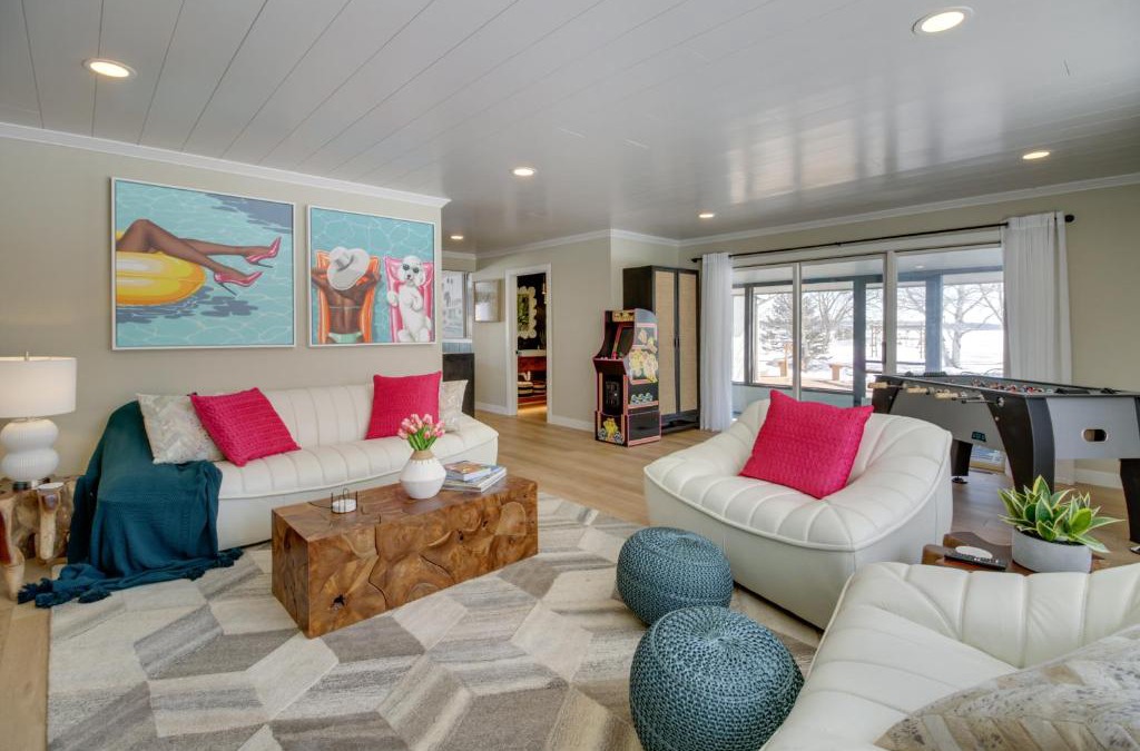 Detroit Lakes House | Home Rental on Detroit Lake Dock, Game Room!
