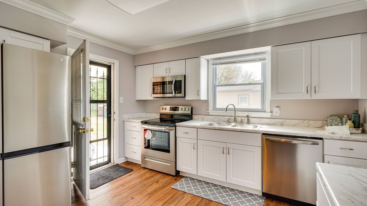 Greensboro House | Home Rental w/Yard Near Downtown Greensboro!
