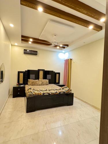 D.H.A. House | Home Sweet Home 3 bed Banglow