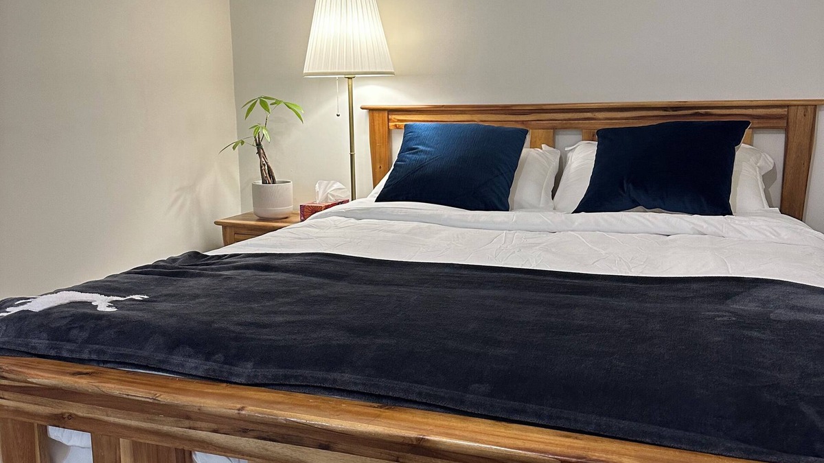 Riley Park Apartment | Home, Sweet Homenn