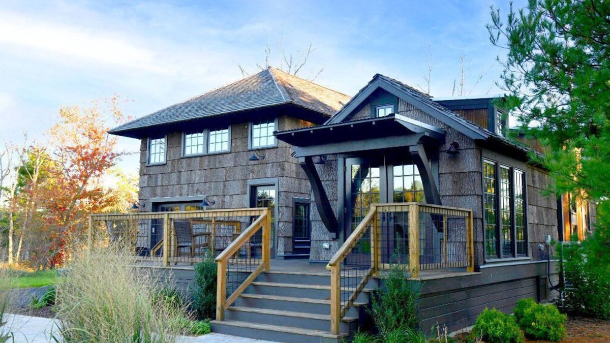 Wyoming Cabin | Home w/2-Story Windows + Studio | 70+ Amenities