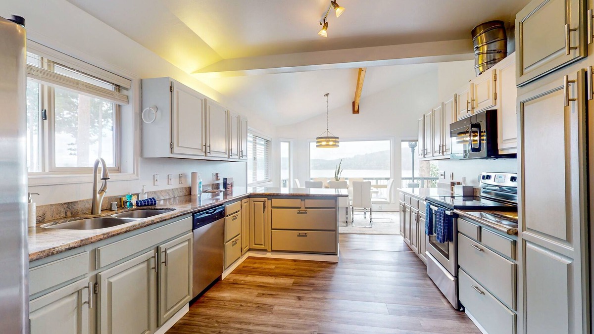 Adelma Beach House | Home w/sunrise views over Discovery Bay, near town & Olympic NP- dog-friendly