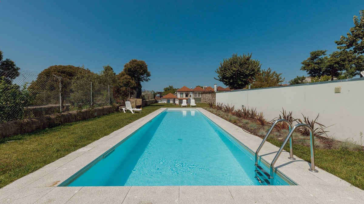 Centro / Baixa Apartment | HOME WITH A POOL by VACATIONY