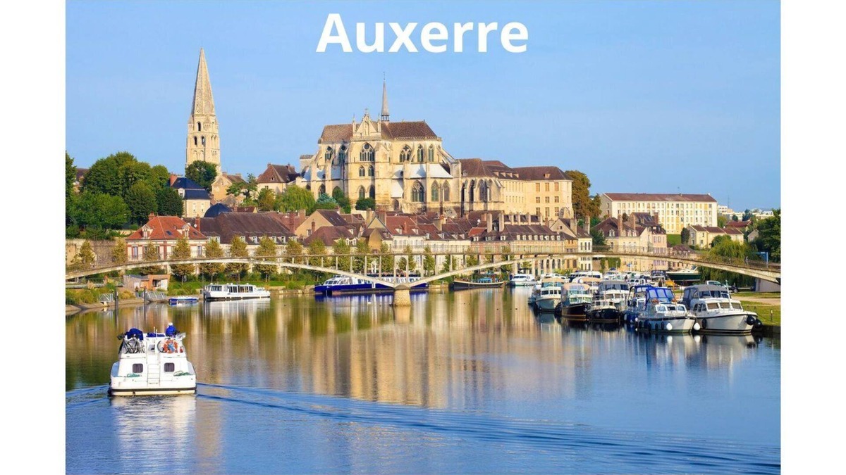 Auxerre House | Home - Yver - Séjour à Auxerre