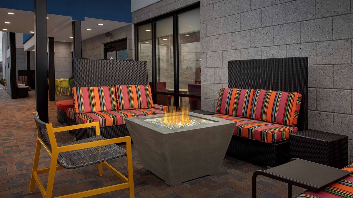 Kenner - Louis Armstrong International Airport Hotel | Home2 Suites by Hilton Kenner New Orleans Airport