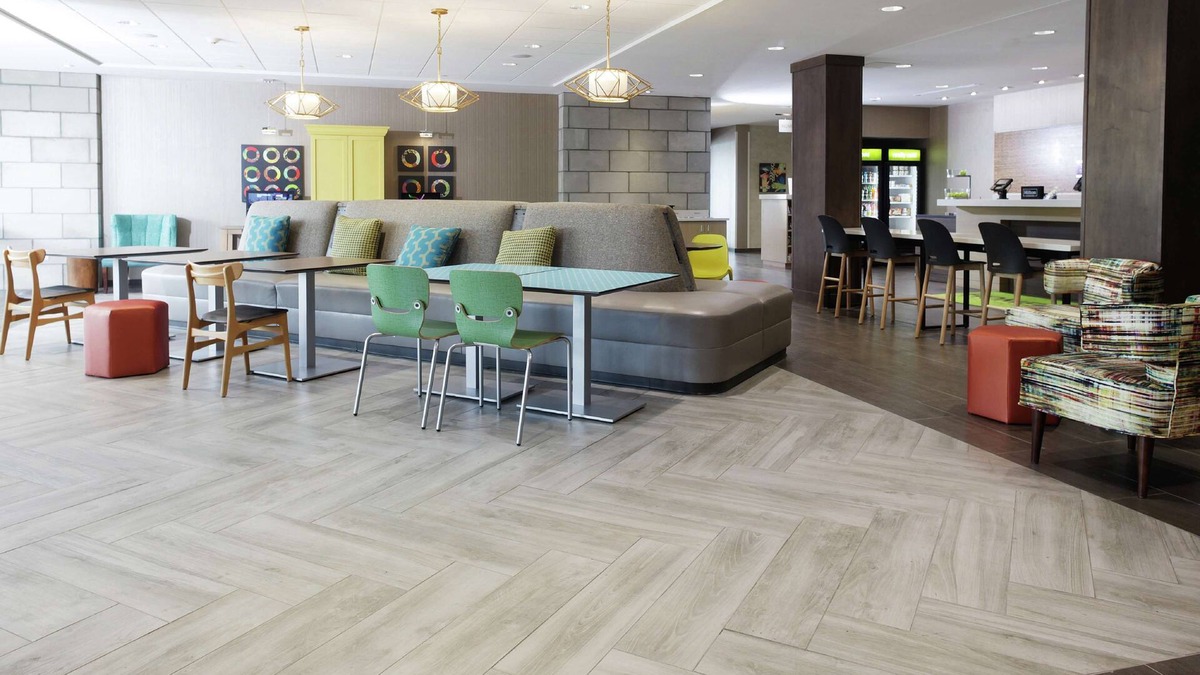 Fairgrounds Hotel | Home2 Suites by Hilton Louisville Airport/Expo Center, KY