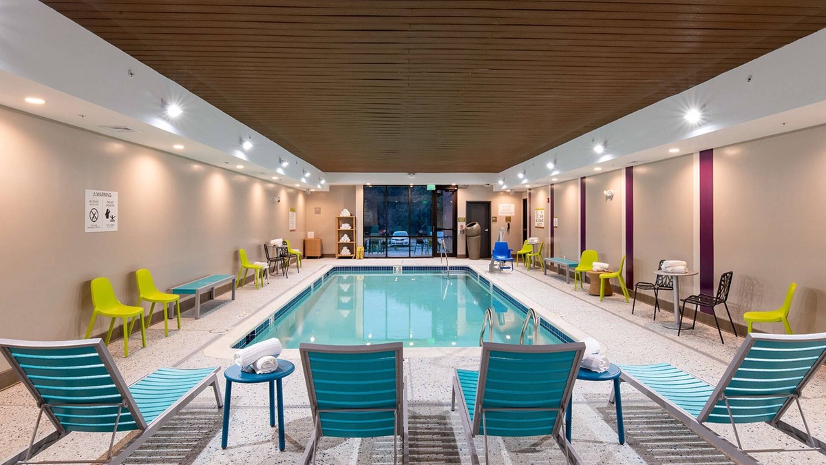 Raynham Hotel | Home2 Suites Raynham/Taunton, MA