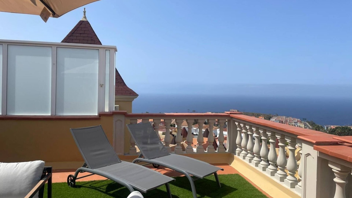 La Quinta Apartment | Home2Book Serenity Terrace & Pool, La Quinta