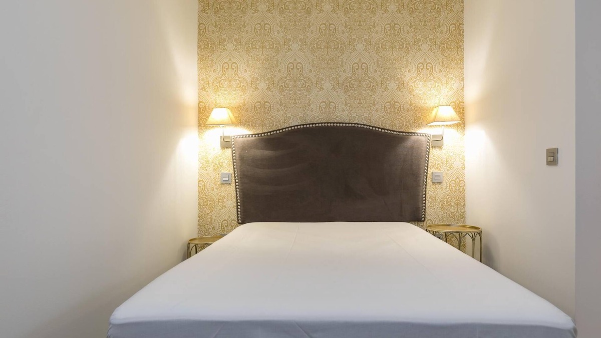 Guindalera Apartment | HOMEABOUT DIEGO DE LEON APARTMENT I