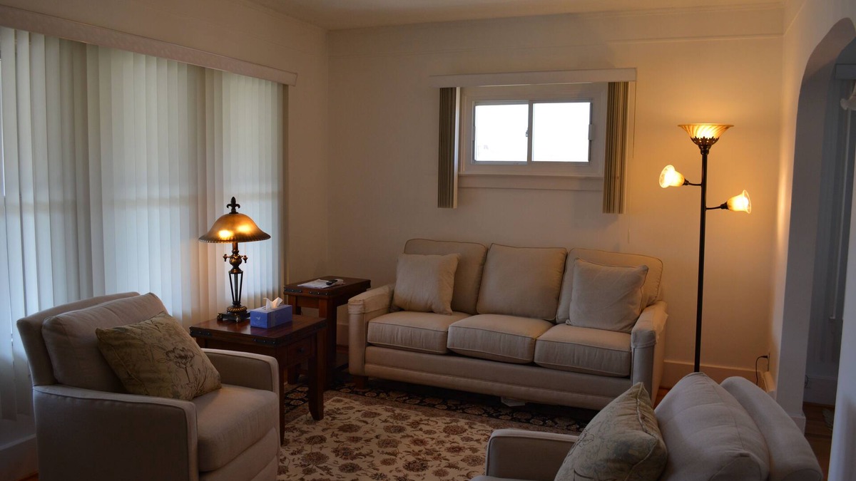 Dearborn House | HomeAway Residential Apartment