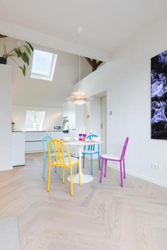 Golzheim Apartment | HOMEFY - Luxury Art Apartment