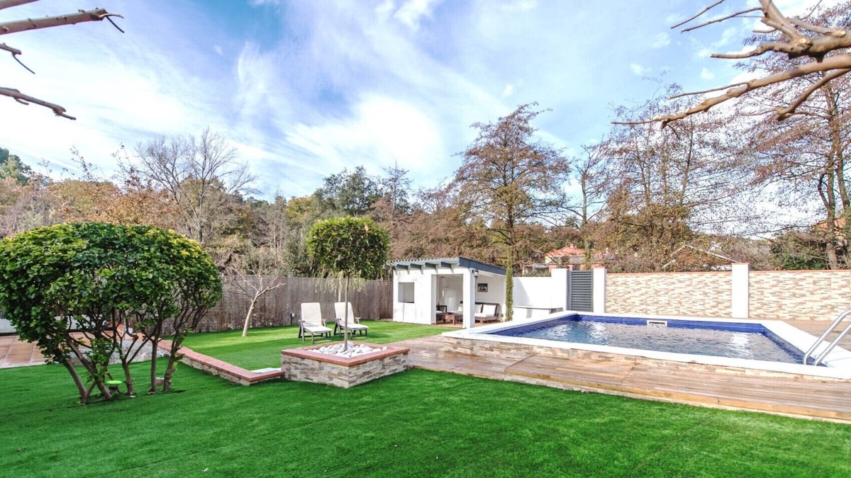 Gualba de Dalt Villa | HomeHolidaysRentals Confort - Costa Brava