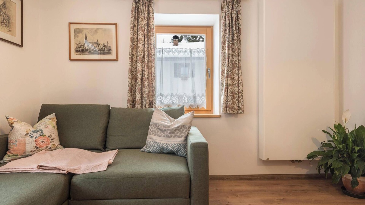 Siusi Apartment | Homely Apartment “Santner Villa Erna” with Mountain View