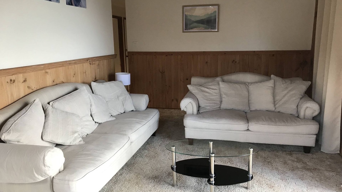 Lorne House | Homely Beach House - Direct Beach Access