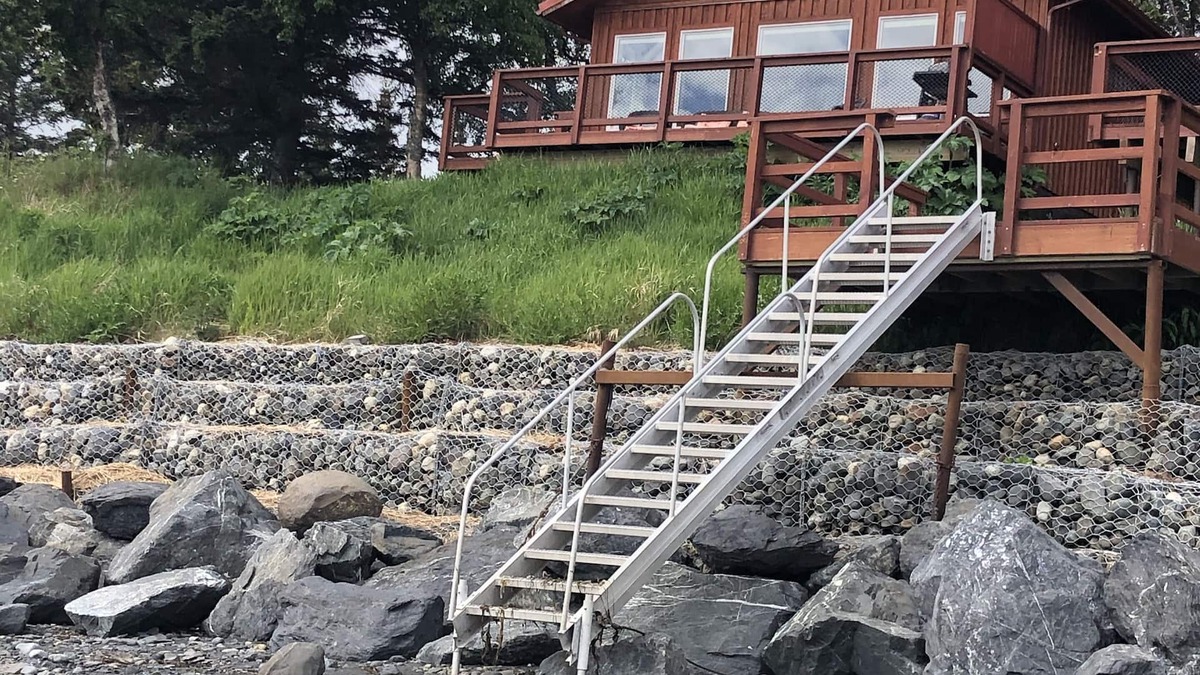 Homer Cabin | Homer Beachside Cabins