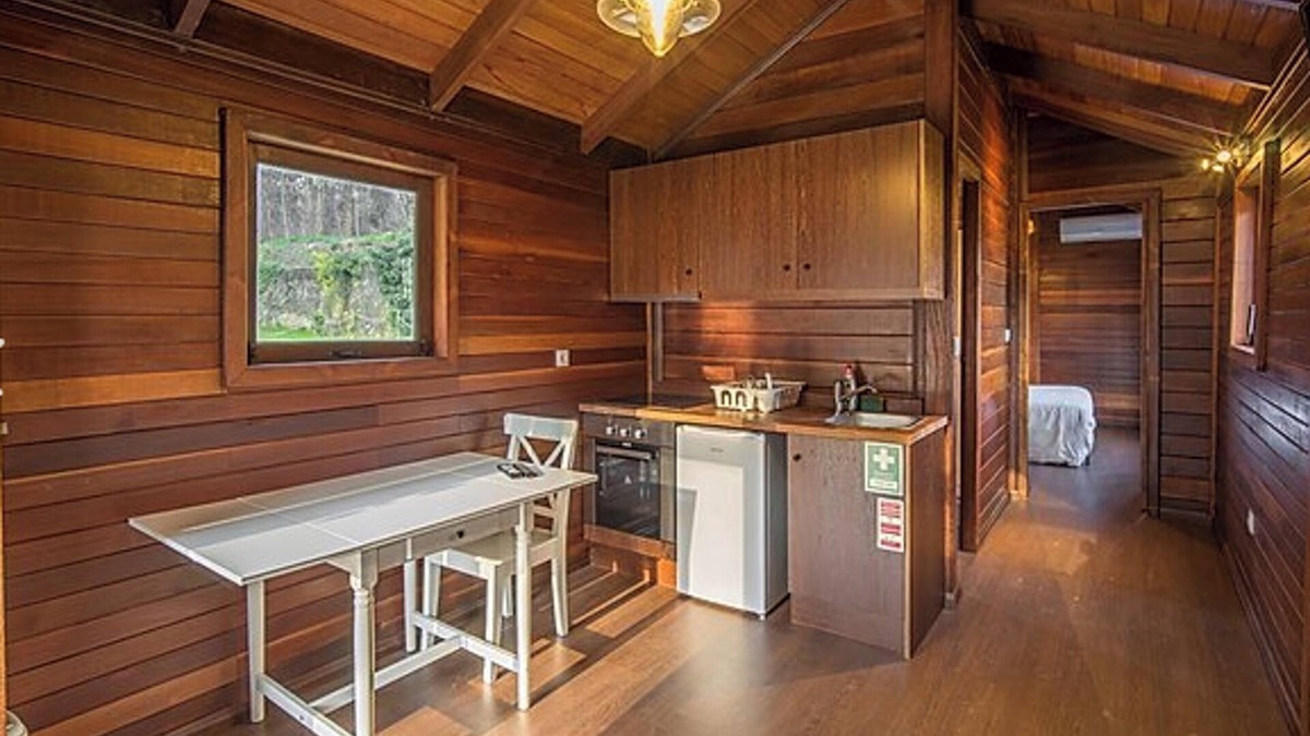 Branca Ski Chalet | Homerez - Cozy Chalet in Branca, Shared Pool