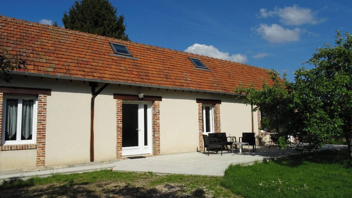 Berengeville-la-Campagne House | Homerez - House Bérengeville-la-campagne