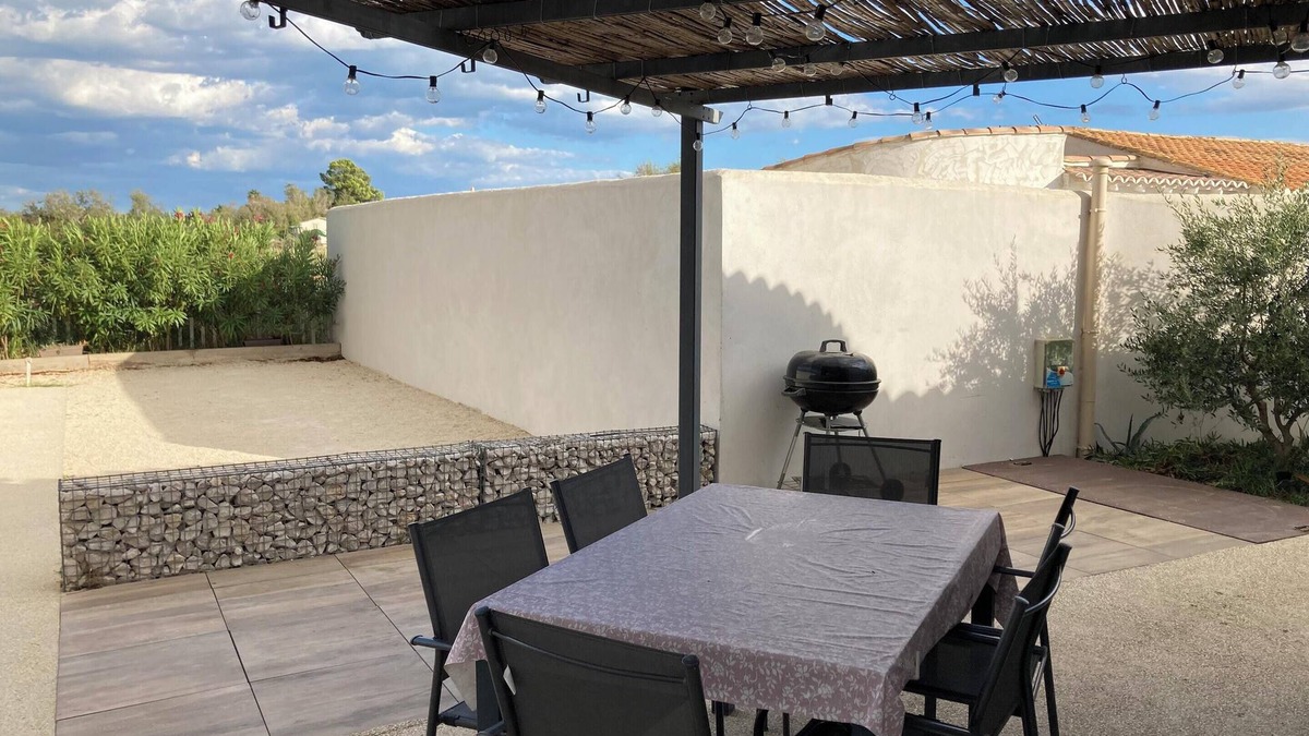 Saintes-Maries-de-la-Mer House | Homerez - House in Saintes-Maries-de-la-Mer