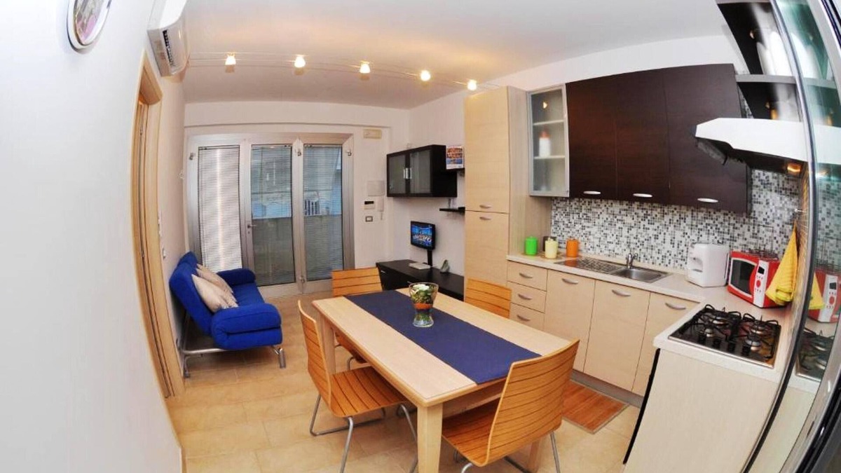 Punta Secca Apartment | Homerez - 100 m away from the beach! Appartement for 4 ppl. at Punta Secca