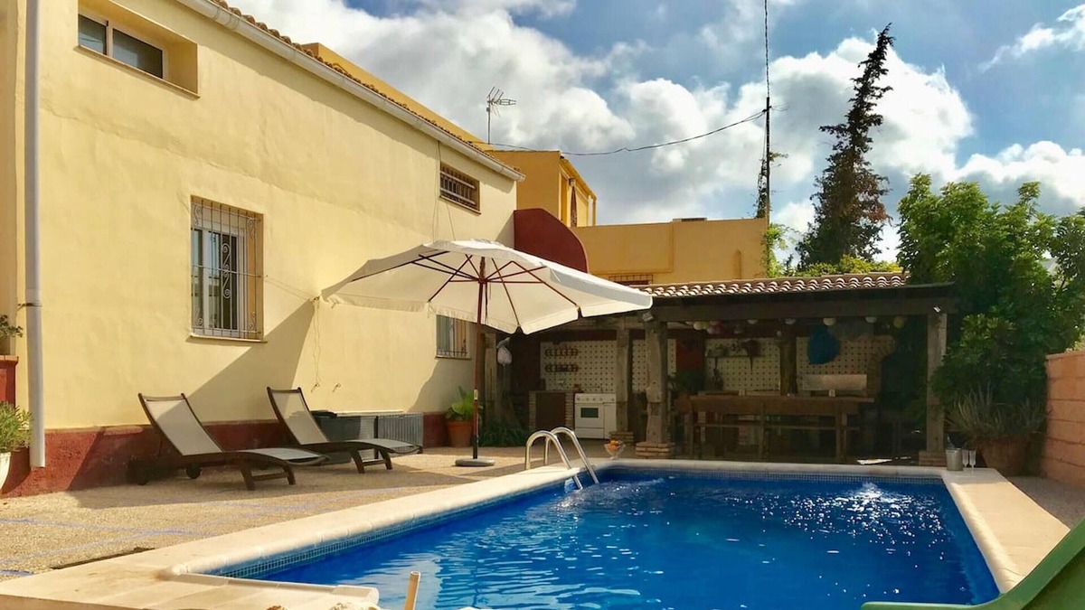 Los Diaz Villa | Homerez - Amazing villa 6 km away from the beach for 12 ppl. with swimming-pool