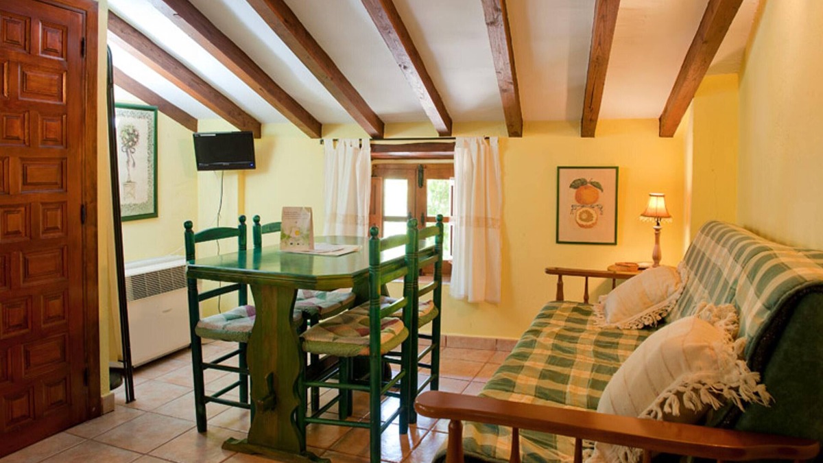 Robledillo de Gata Apartment | Homerez - Apartment in Robledillo de Gata
