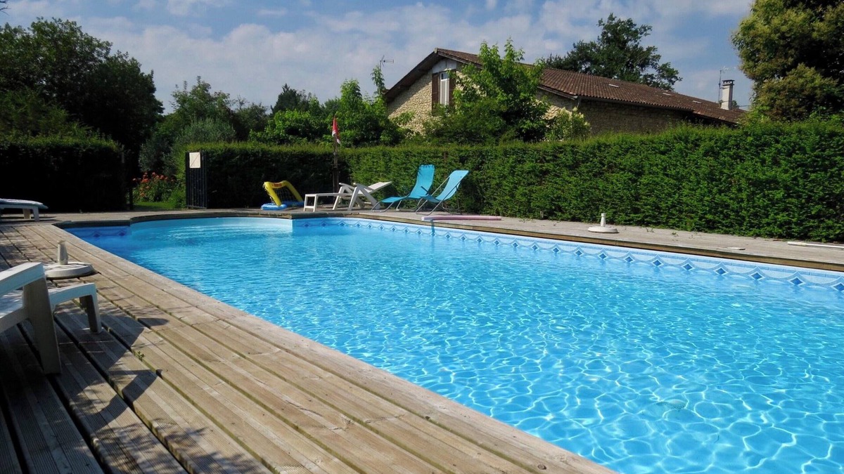 Blaignac Apartment | Homerez - Apartment, Blaignac.