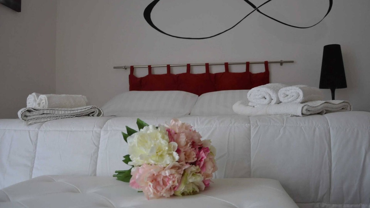 Caltagirone Apartment | Homerez - Apartment Caltagirone.