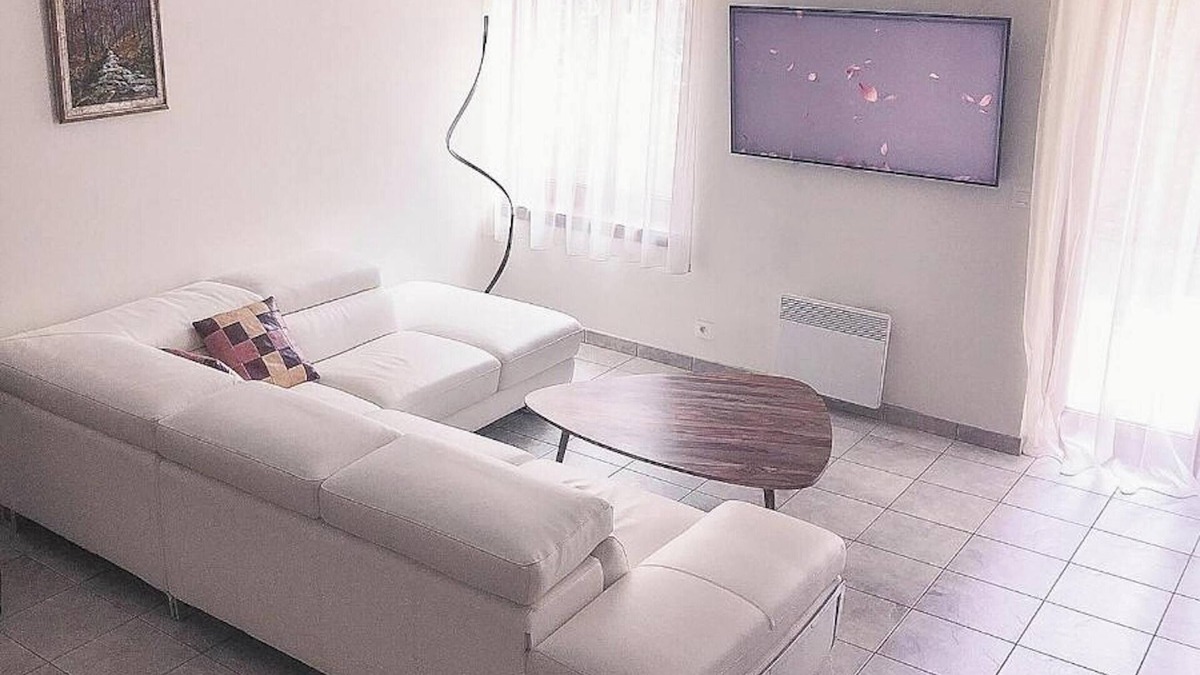Chassepierre Apartment | Homerez - Apartment in Florenville