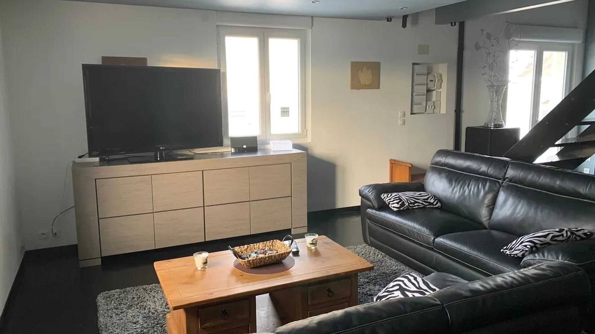 Sancheville Apartment | Homerez - Apartment in Sancheville