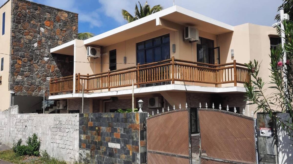 Blue Bay Apartment | Homerez - Apartment in Blue Bay