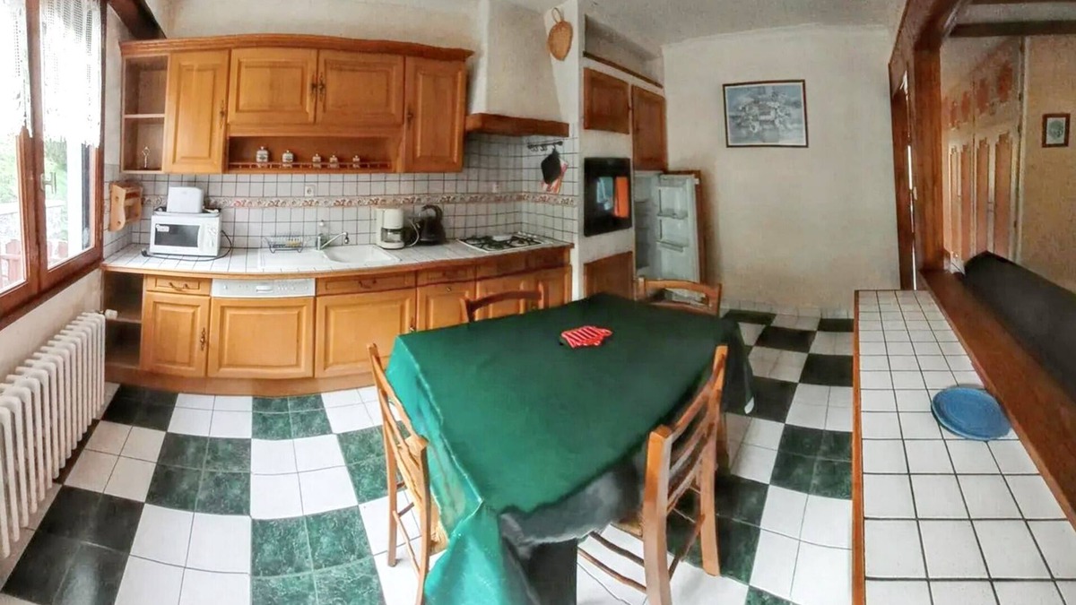 Cornimont Apartment | Homerez - Apartment in Cornimont