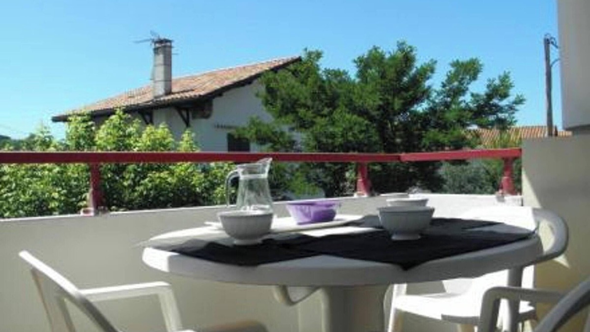 Hendaye Apartment | Homerez - Apartment in Hendaye