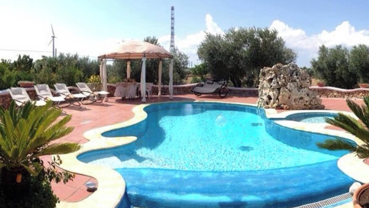 Crispiano Apartment | Homerez - Apartment in Crispiano