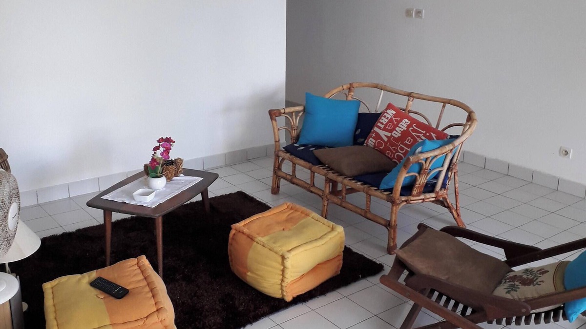 L'Autre-Bord Apartment | Homerez - Apartment in Le Moule, sea view