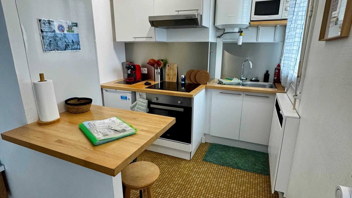 Chateaudun-Bannier Apartment | Homerez - Apartment in Orléans Center