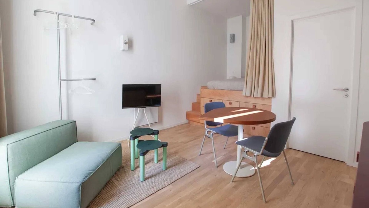 Postel Apartment | Homerez - Apartment in Saint-Gilles