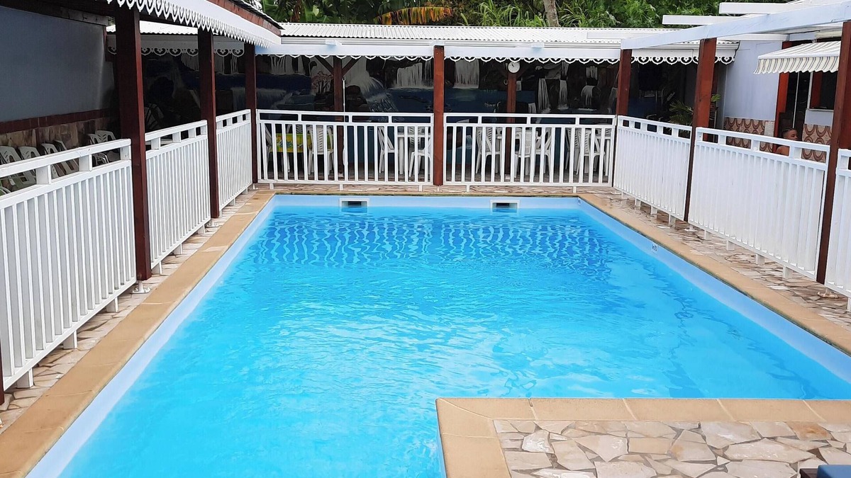 Sainte-Marie Apartment | Homerez - Apartment in Sainte-Marie, pool