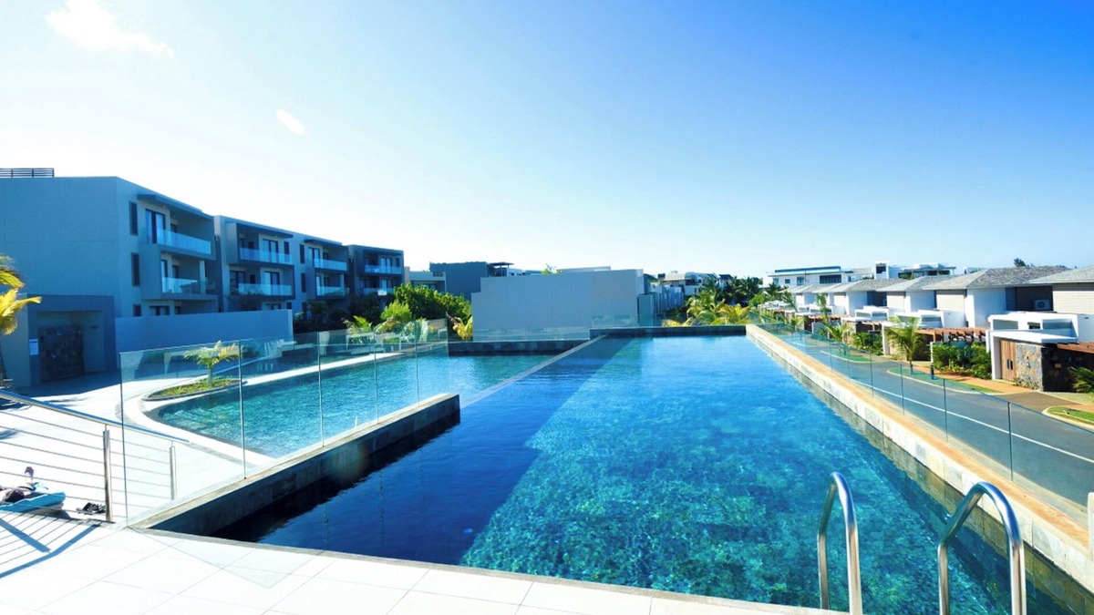 Roches Noires Apartment | Homerez - Apartment Roches Noires